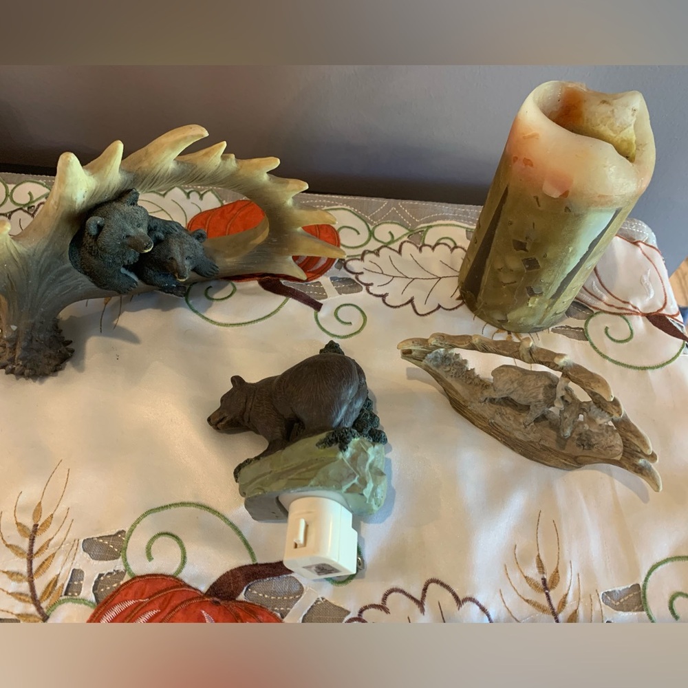 Woodland/Rustic Decor 4 piece set GUC